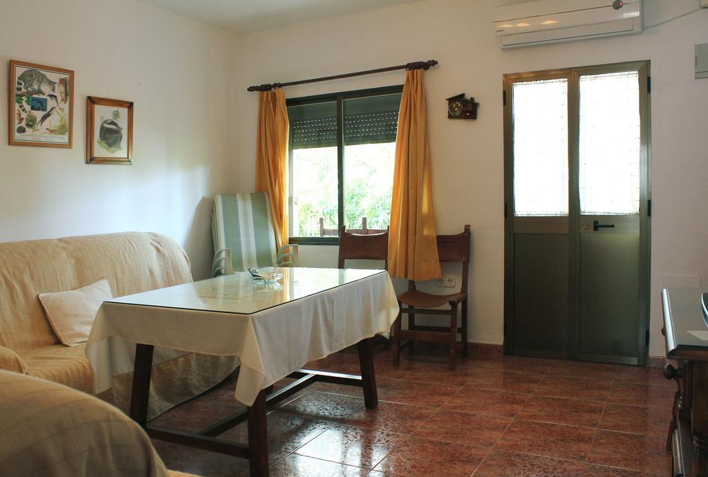 Apartamentos Casa Gil El Bosque Chambre photo
